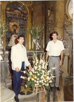 Jos Angel Arcega y Fernando Arcega, como capitanes del equipo, en la Ofrenda de flores en la Baslica del Pilar al comienzo de la temporada