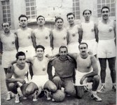 jugadores de helios en el equipo de eduacion y descanso de huesca  de pie: las heras, dominguez, de val, pedro, ruiz, a. Bruen, bonich  abajo: franco, j. casabon, chausson, j. moreno